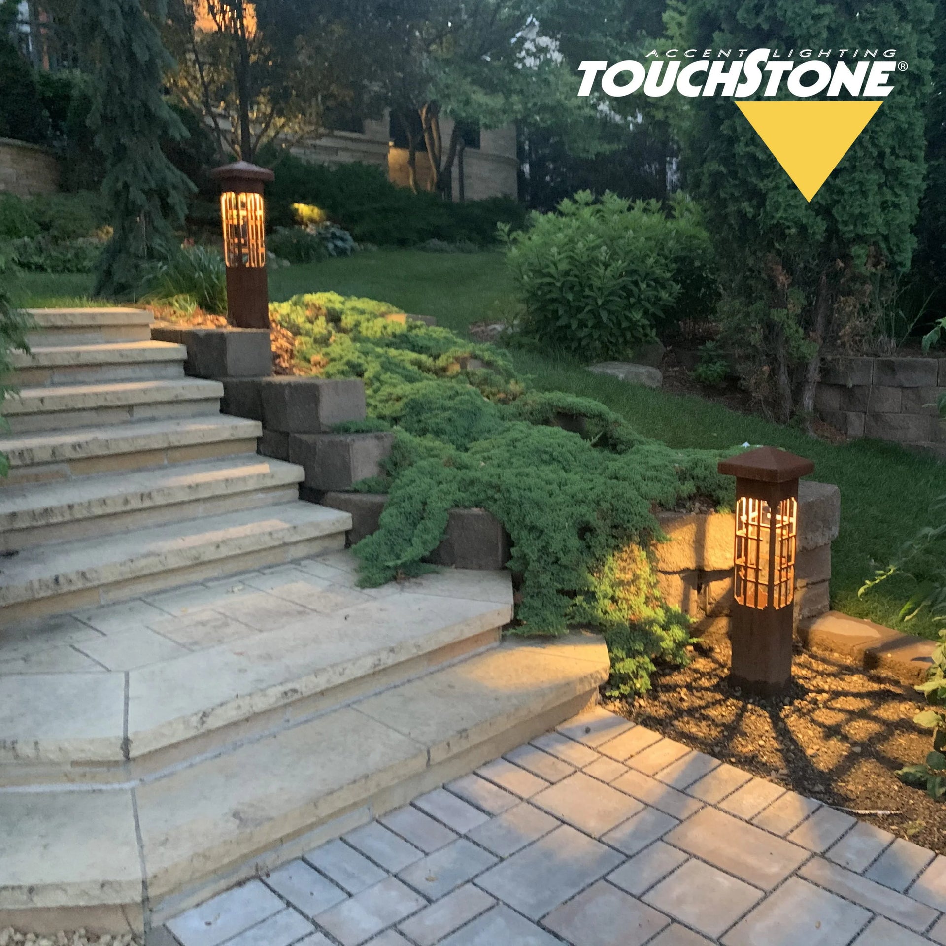 <div class="metafield-rich_text_field"><p><strong>Minimal lines</strong> for contemporary landscapes</p></div>