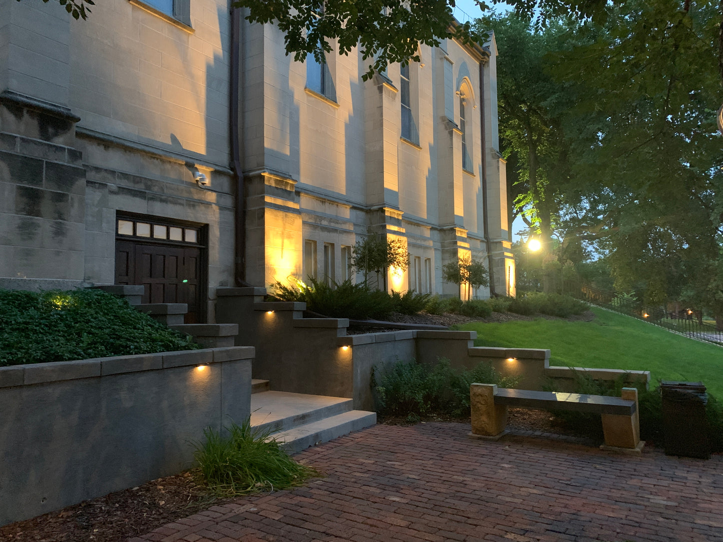 MaxFlood Commercial Series